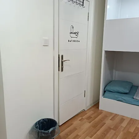 Deeps Hostel Ankara 2-3